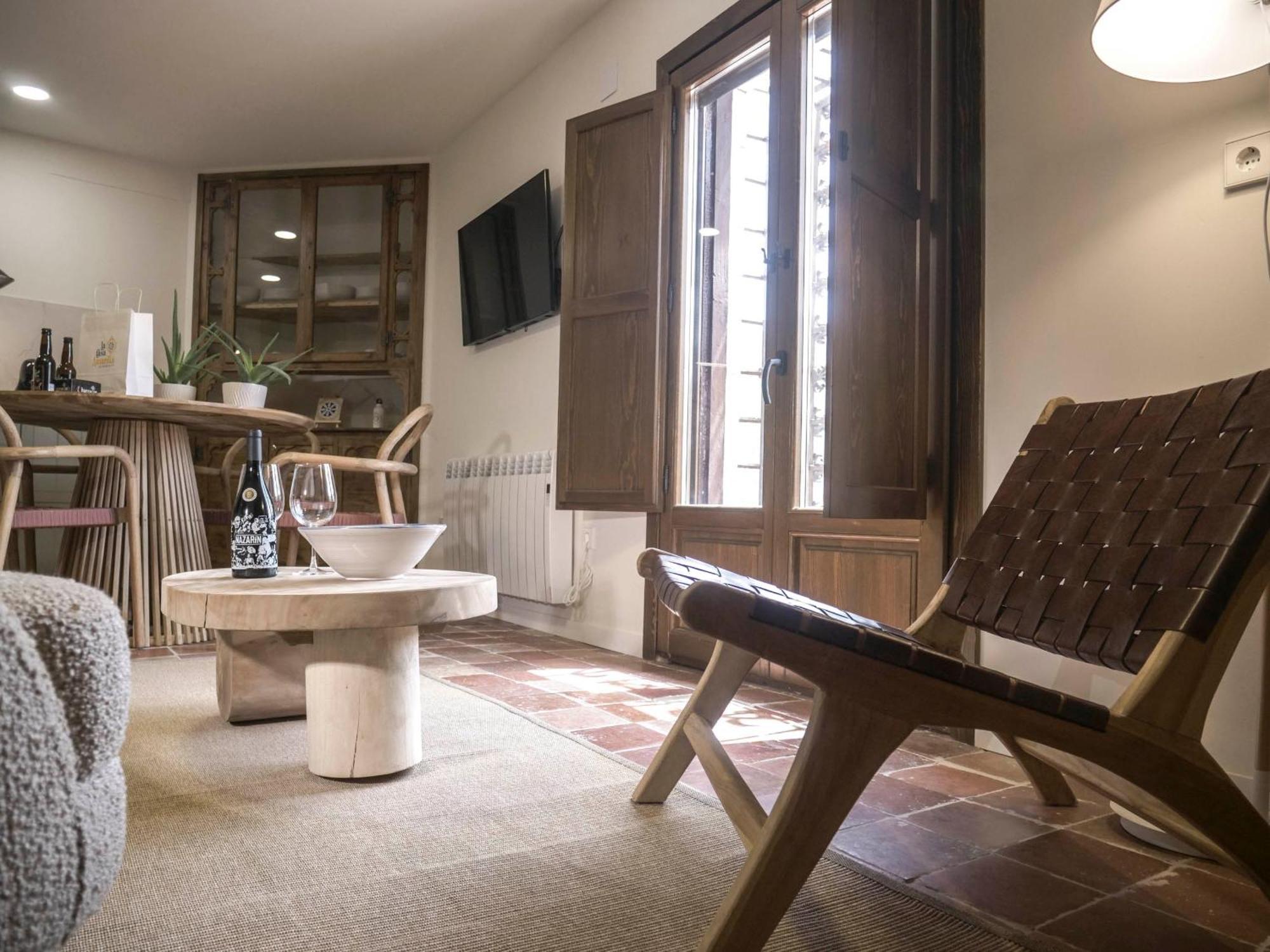 La Casa Amarilla Bronchales * Albarracín